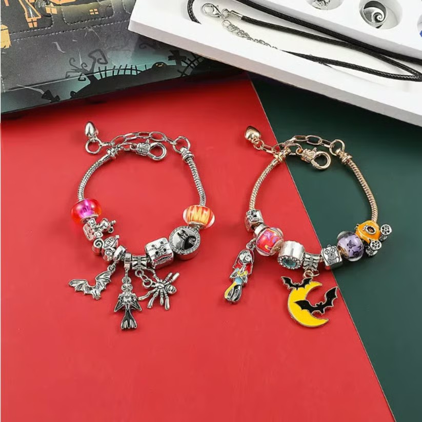 🎁Halloween Treasures Charm Bracelet🎃 Limited Edition