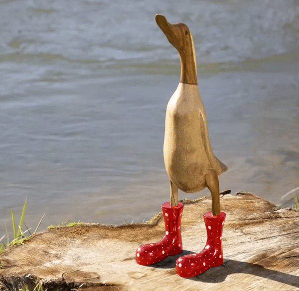 🌈Hand Carved Wellies Duck Family💞