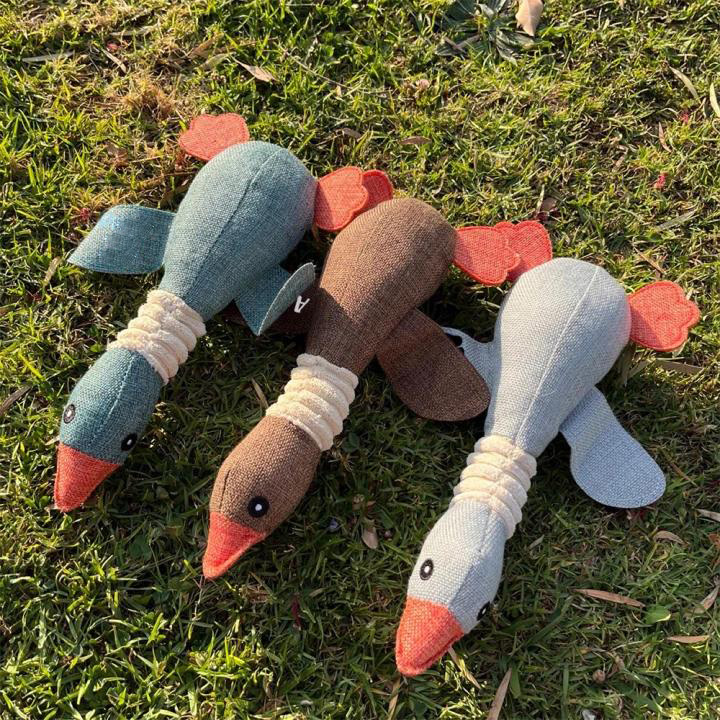 Robust Duck-Designed for Heavy Chewers