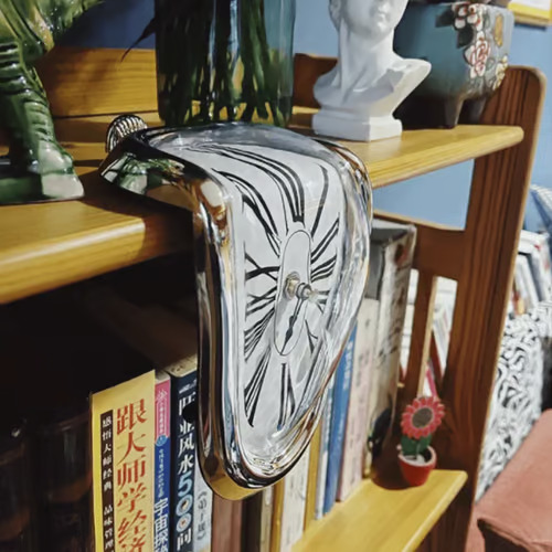 🎉 Persistence of Memory - Abstract Melting Clock