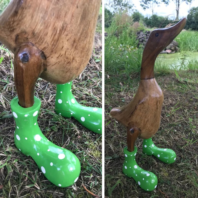🌈Hand Carved Wellies Duck Family💞