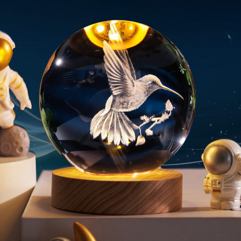 3D Hummingbird Crystal Ball