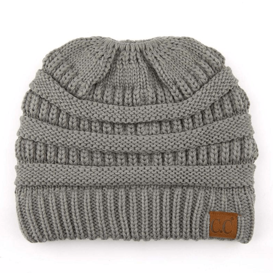 🎅Women's Ponytail Beanie – Chic & Cozy Cable Knit Hat for Fall and Winter, with Adjustable High Ponytail Opening