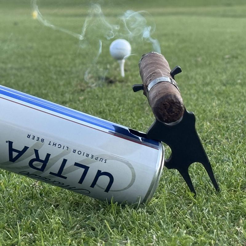 🔥 3-in-1 Golf Cigar Holder Tool