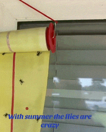 🏡🦟 Giant Sticky Fly Trap Roll