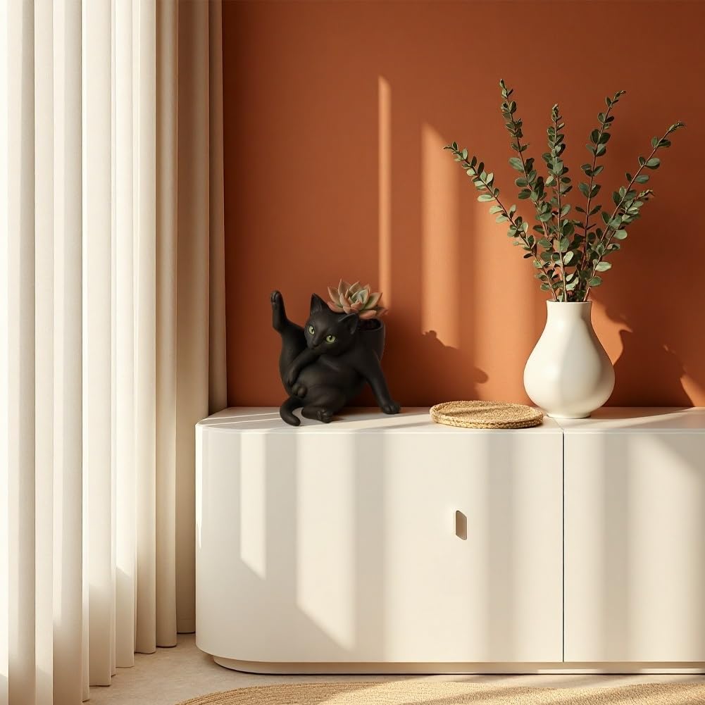Fun Grooming Cat Planter