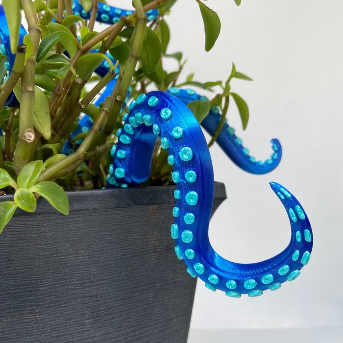 Glow in The Dark Octopus Plant Stakes