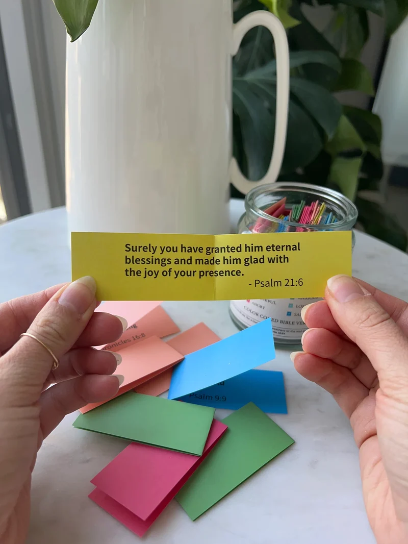 🌟Guide Your Life: The Hope Jar Bible Verses