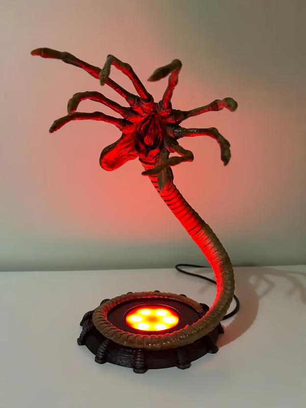 Alien Facehugger Lamp Nightlight