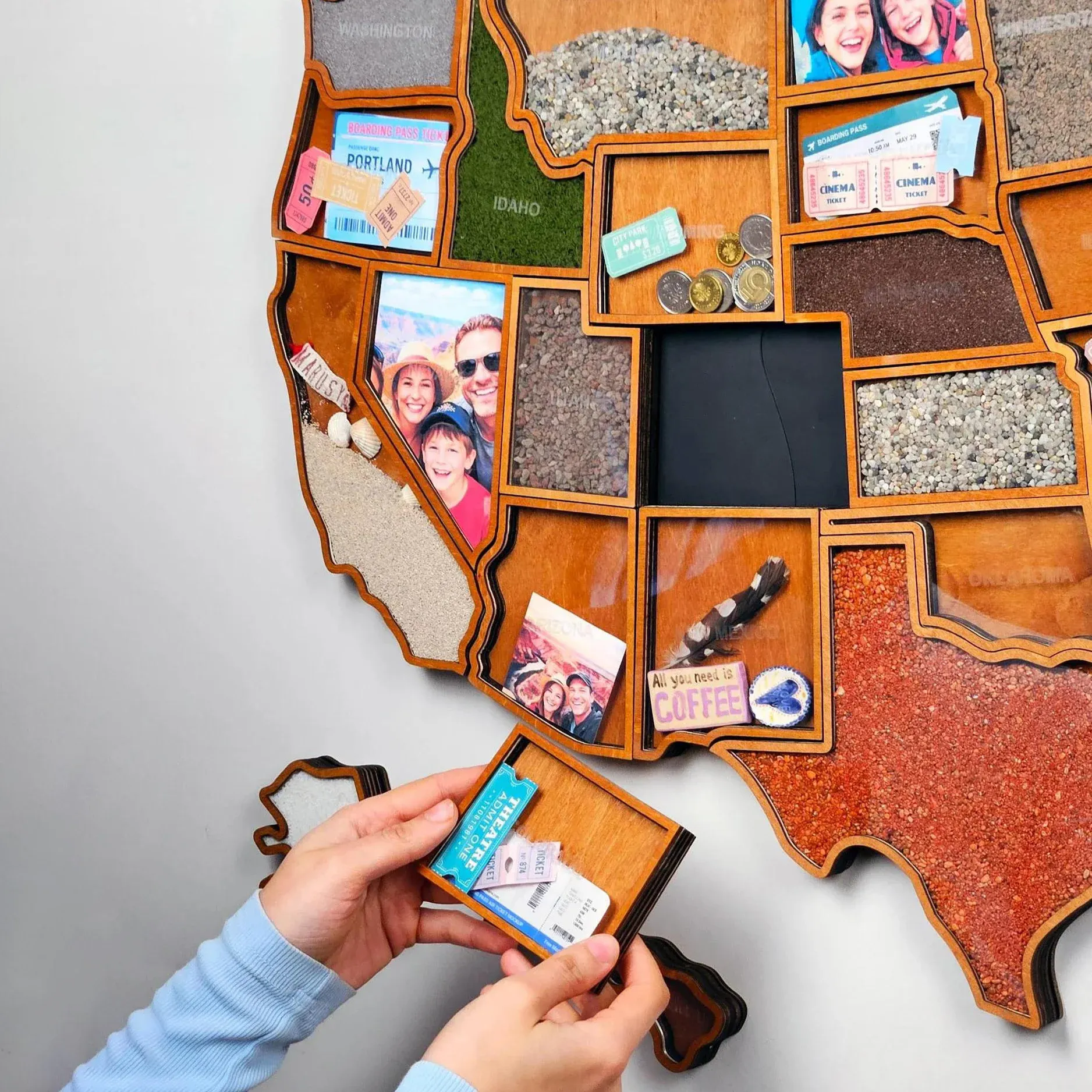 Personalized USA Travel Memory Map – Display Your Adventures & Keepsakes