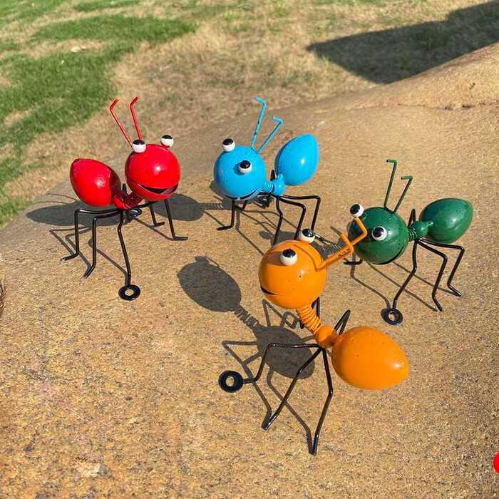 4 Pack Metal Ant Art Sculptures Garden Decorations
