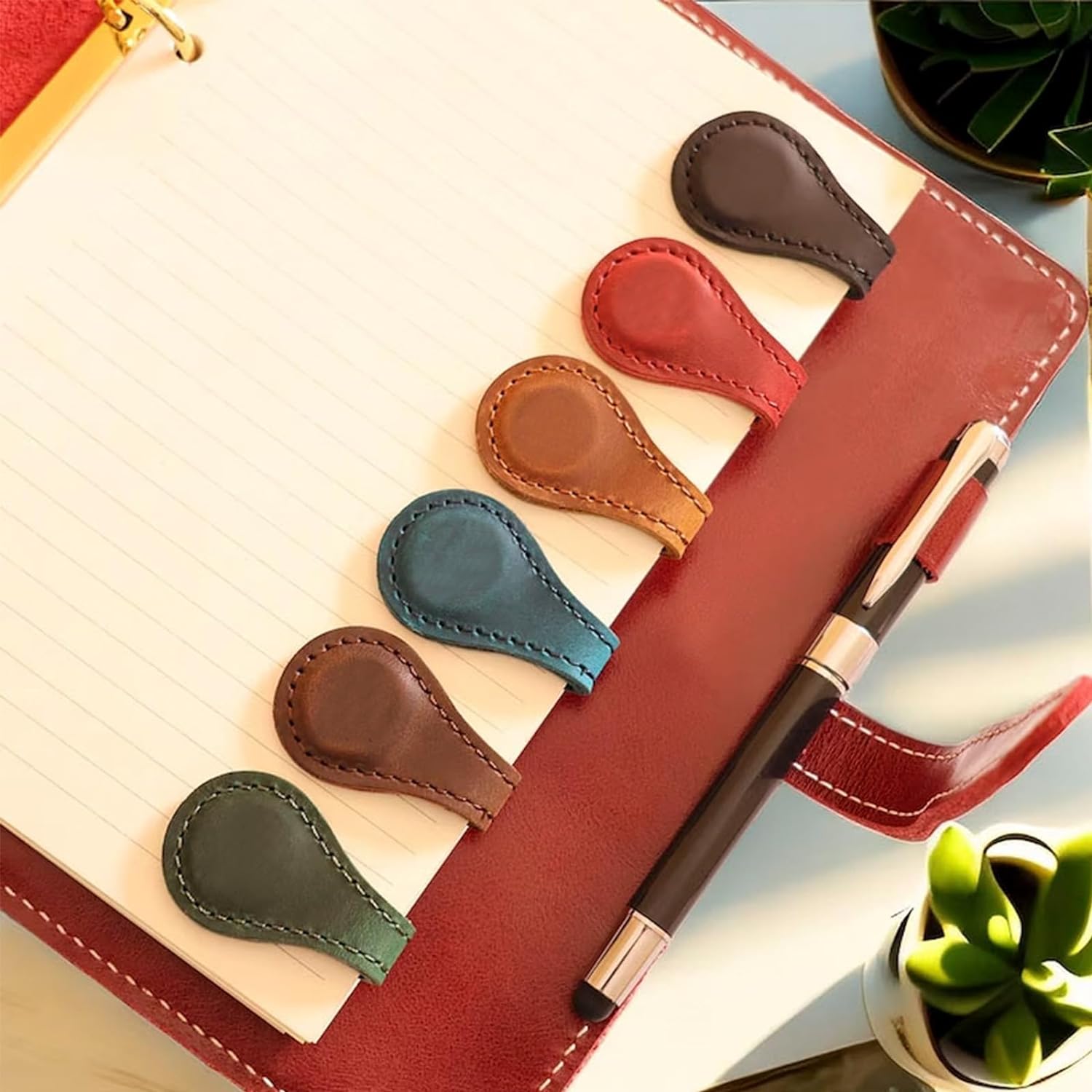 馃敟Personalized Magnetic Leather Bookmark