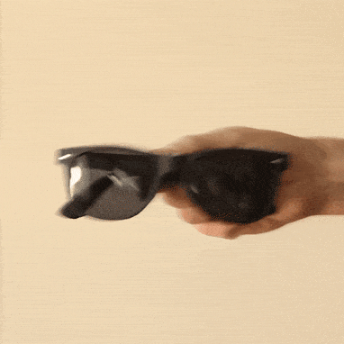 Lens Jacket: A Slim, Innovative Glasses Case