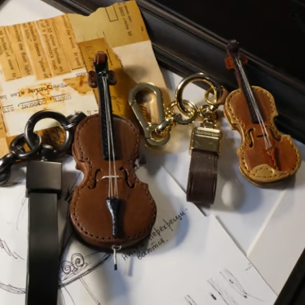🔥Last Day 50% OFF🎁Crafted Leather Violin & Cello Keychain🎻
