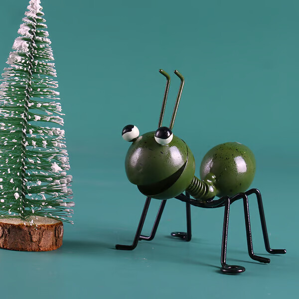 4 Pack Metal Ant Art Sculptures Garden Decorations