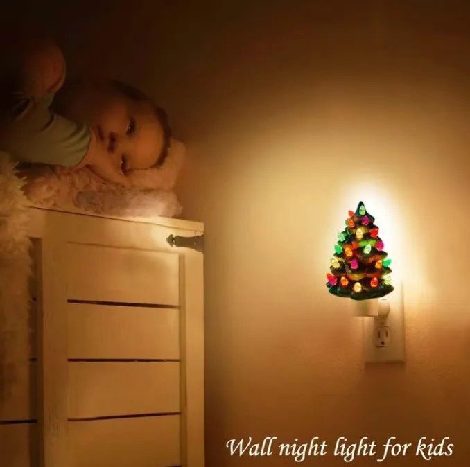 🎄Hand-Painted Christmas Ceramic Tree Night Light