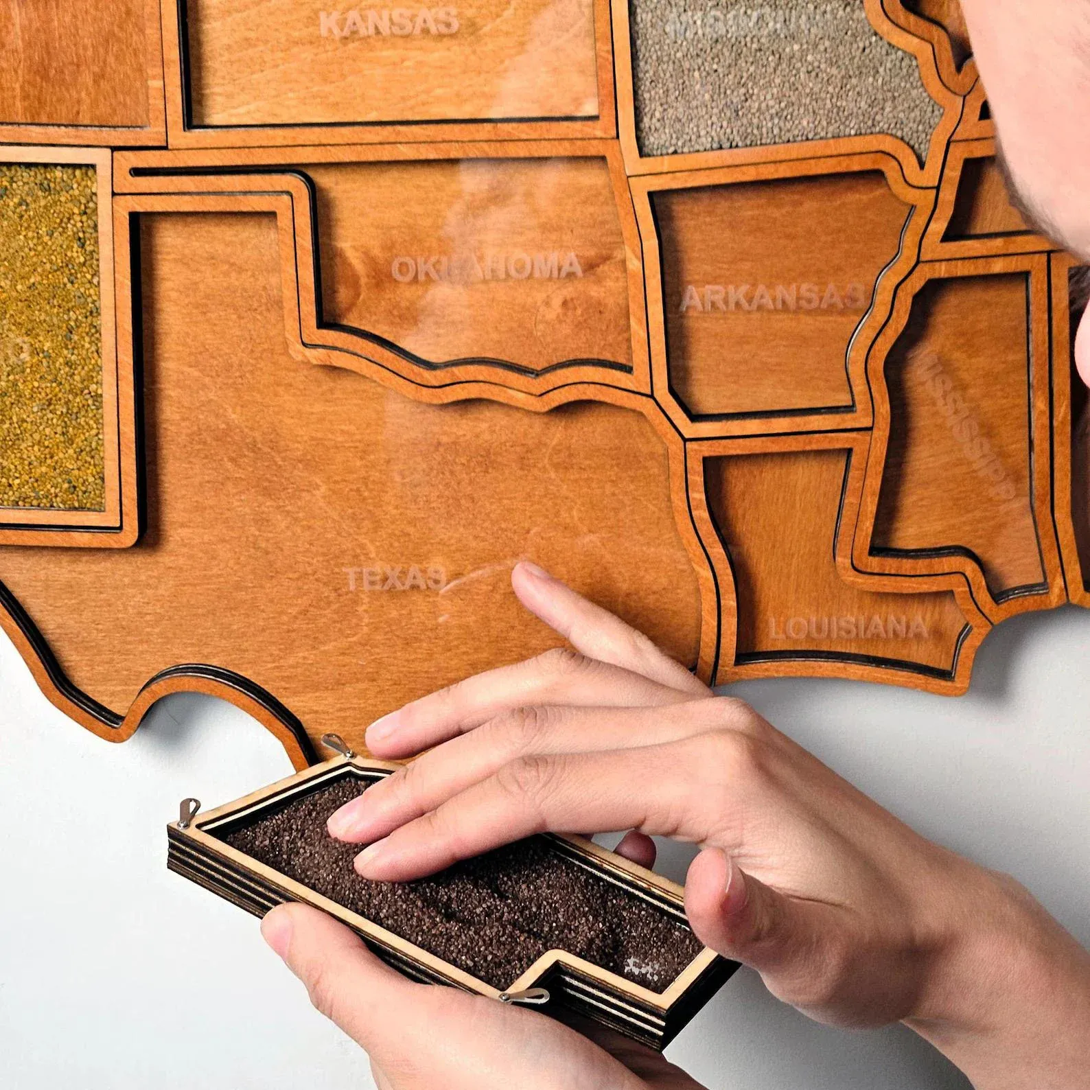 Personalized USA Travel Memory Map – Display Your Adventures & Keepsakes