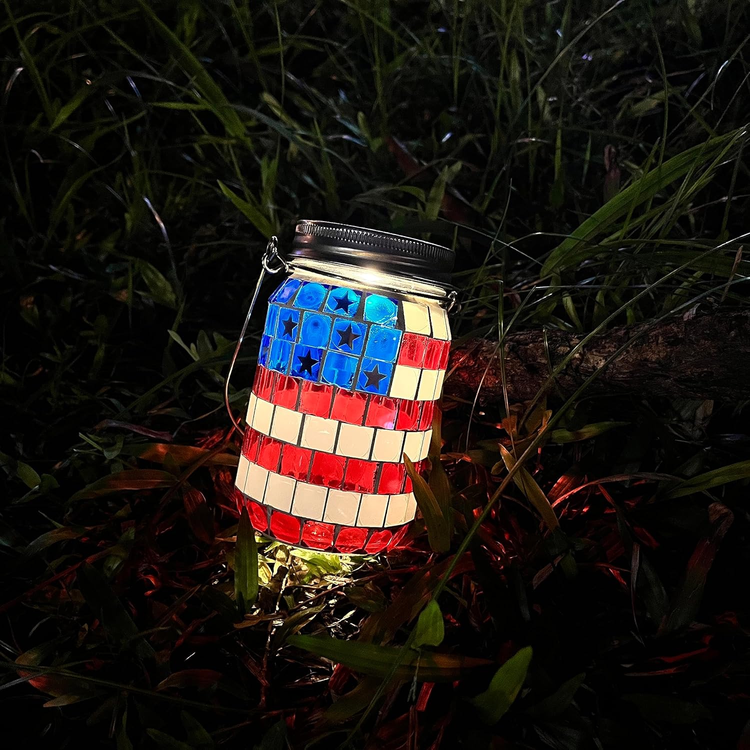 American Flag Mosaic Solar Waterproof Outdoor Light
