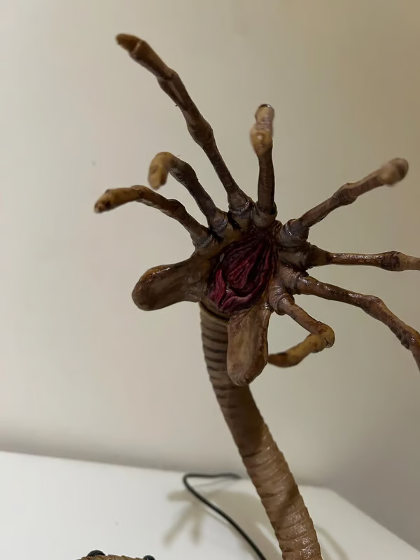 Alien Facehugger Lamp Nightlight