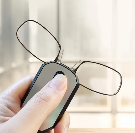 👓2024 Portable Keychain Legless Nose Clip Reading Glasses
