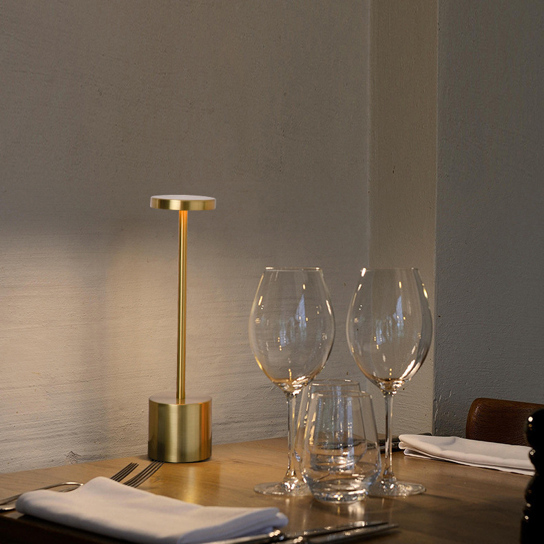 Cordless Dimmable Metal Table Lamp