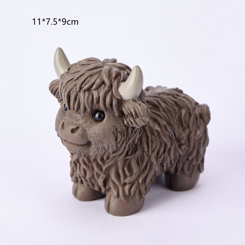 Cute Simulation Highland Cattle Resin Statue