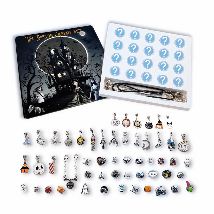 🎁Halloween Treasures Charm Bracelet🎃 Limited Edition