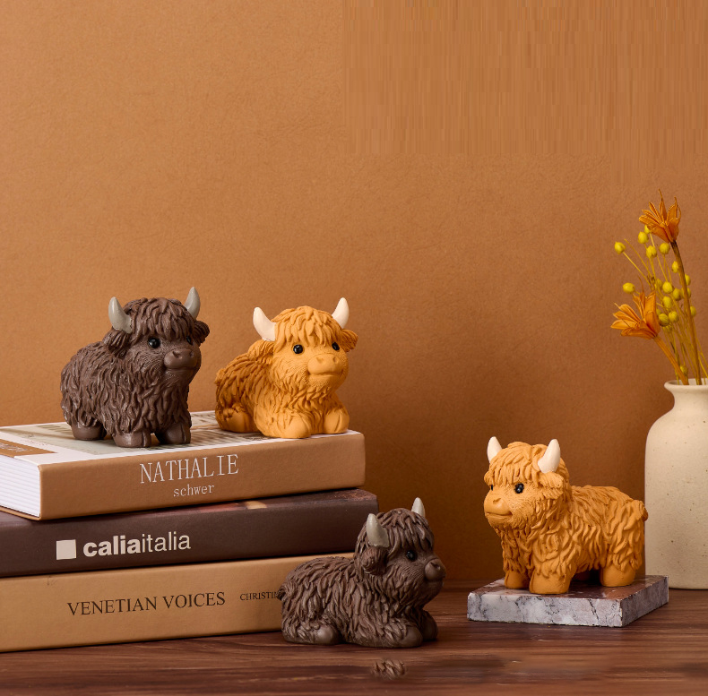 Cute Simulation Highland Cattle Resin Statue