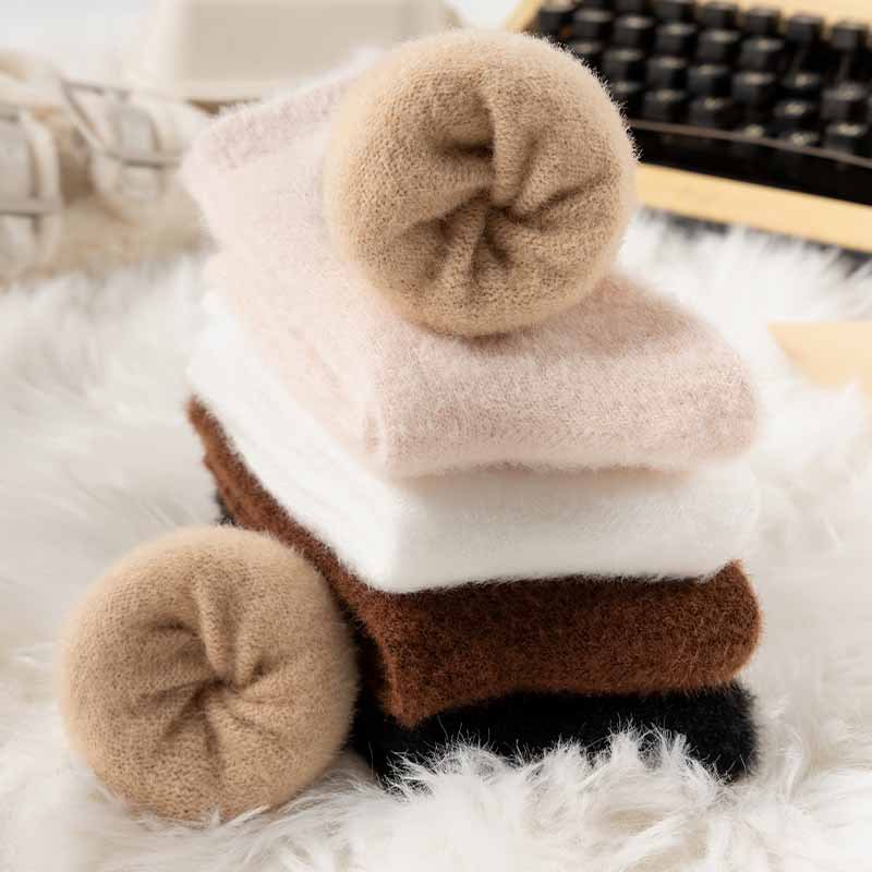 🐮🧦 Fuzzy Highland Cow Socks – Ultra-soft plush socks with embroidered cows for women! ✨🐮