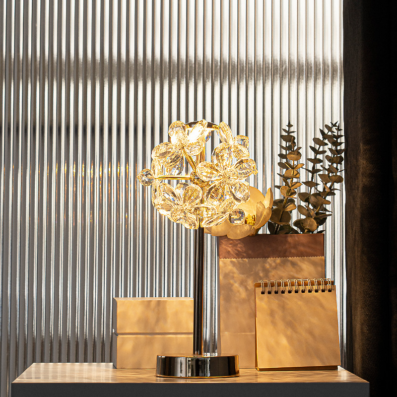 Crystal Flower Luxury Wireless Desk Lamp