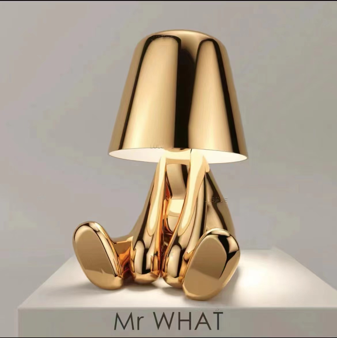 Lovely Thinker Lamp