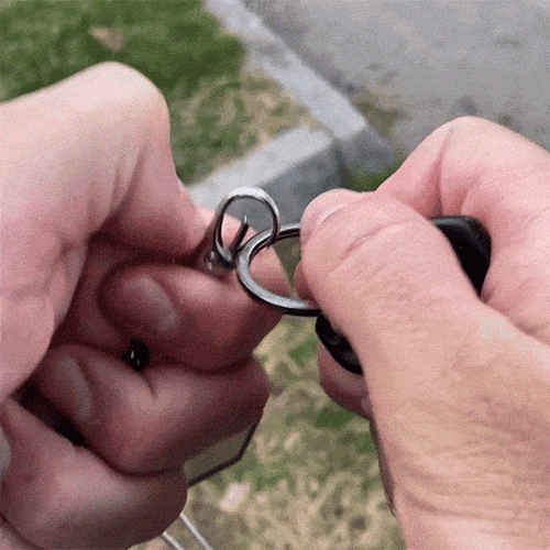 🔥Mini Keychain Cam – 📸Retro Photos & Hidden Security!