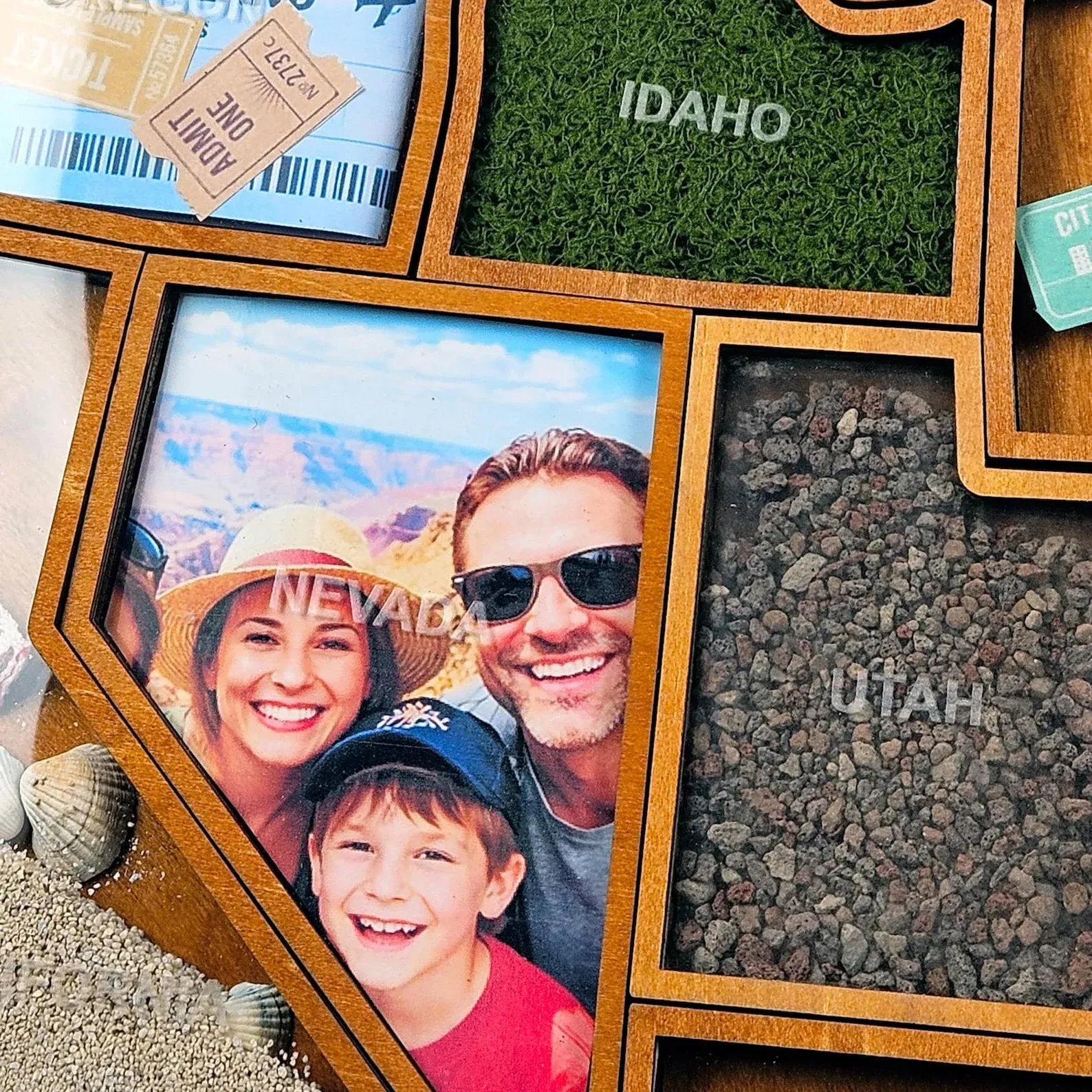 Personalized USA Travel Memory Map – Display Your Adventures & Keepsakes