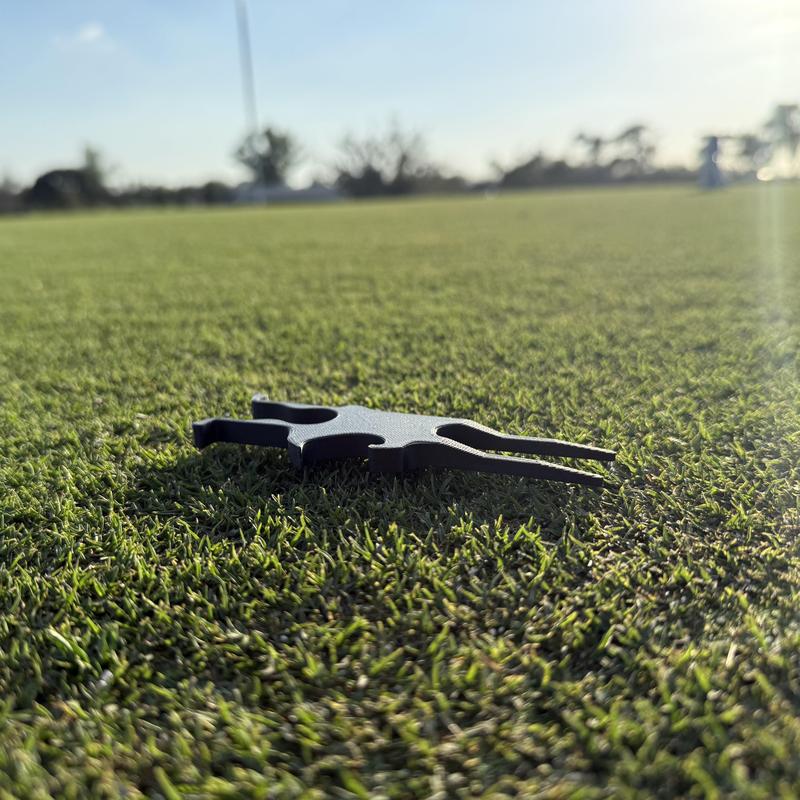 🔥 3-in-1 Golf Cigar Holder Tool