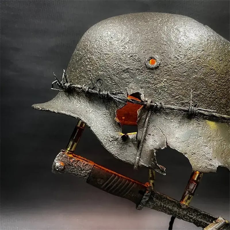 Stahlhelm Helmet Table Lamp