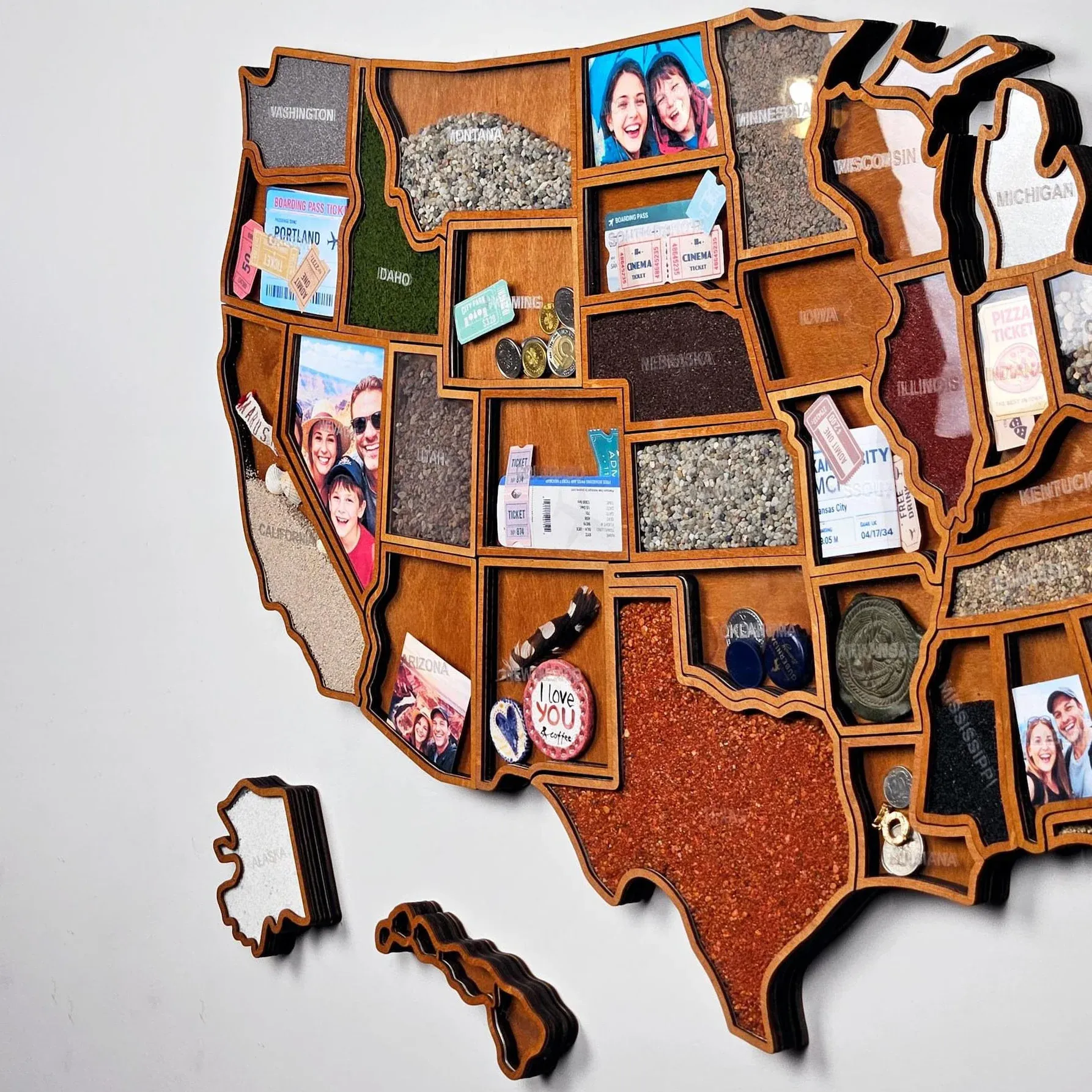 Personalized USA Travel Memory Map – Display Your Adventures & Keepsakes