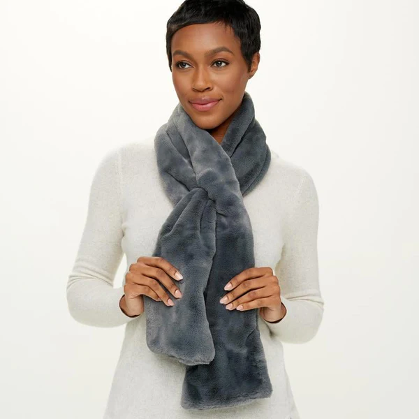 🎁Last Day Sale 49% OFF❄️ Faux-Fur Pull-Through Scarf with Hidden Pocket