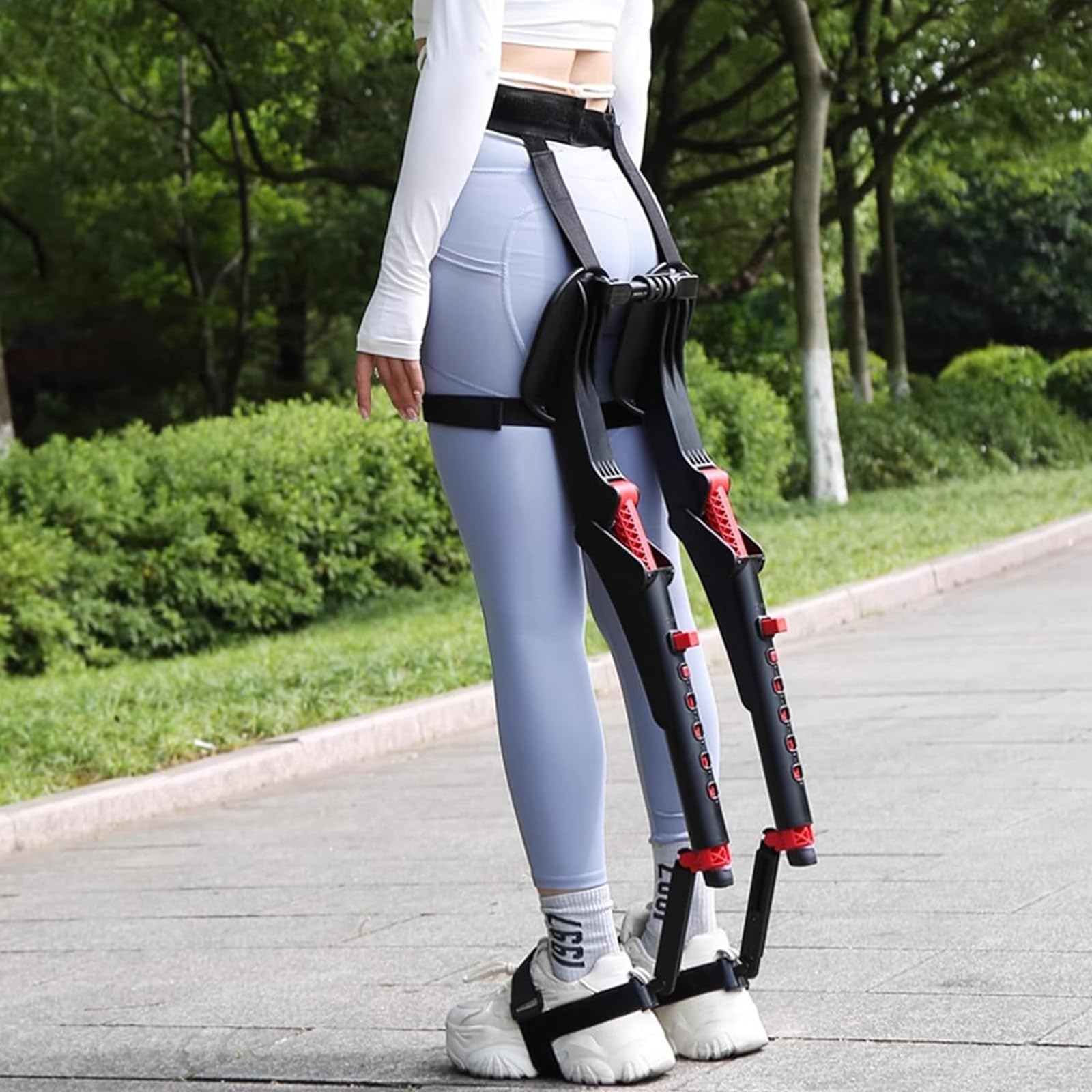 Wearable Lightweight Exoskeleton Seat