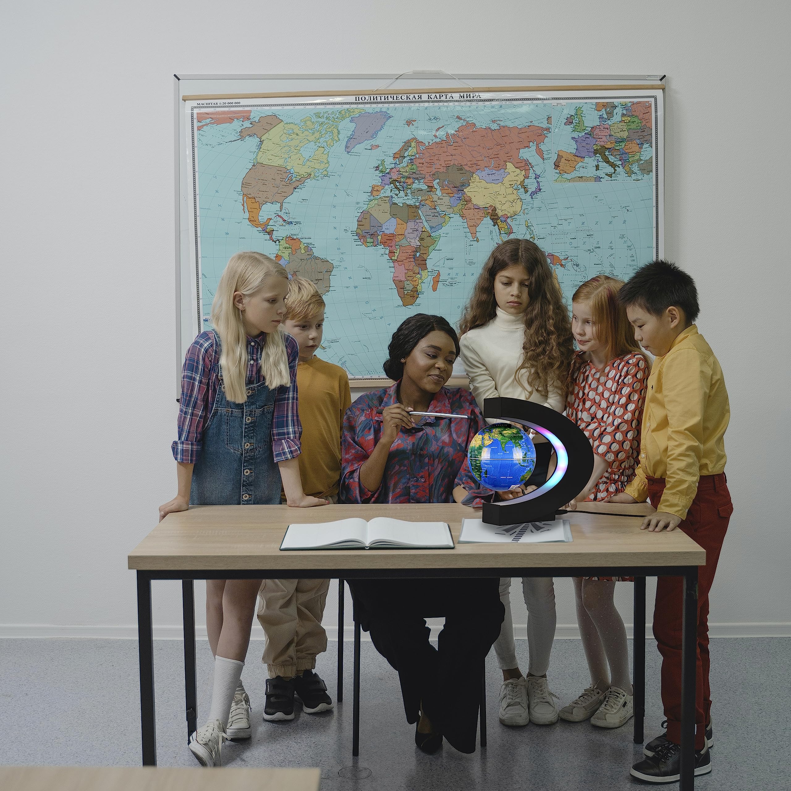 A WORLD IN THE AIR-Illuminated Magnetic Levitation Globe