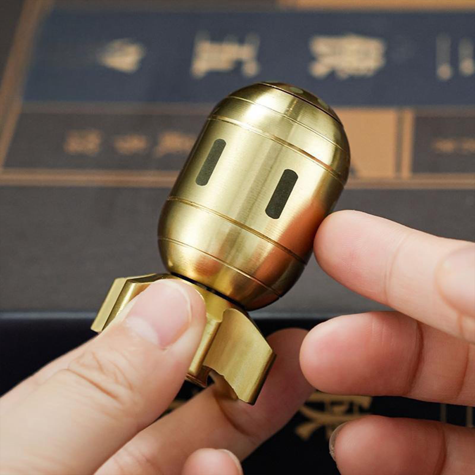 Hand Spinner Portable Brass Bombs Spinner