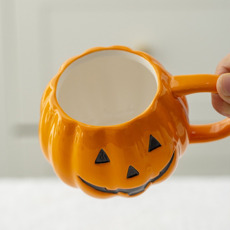 Pumpkin Witch Hat Halloween Mug – Spooky and Fun Ceramic Cup