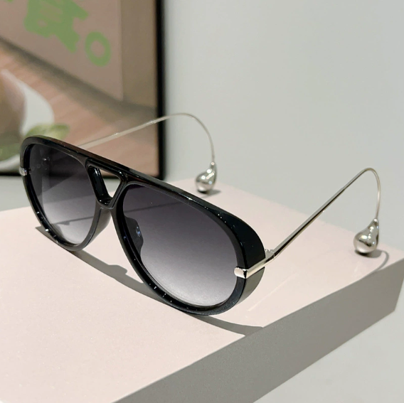 👓Oversized Aviator Sunglasses for Women With Earring