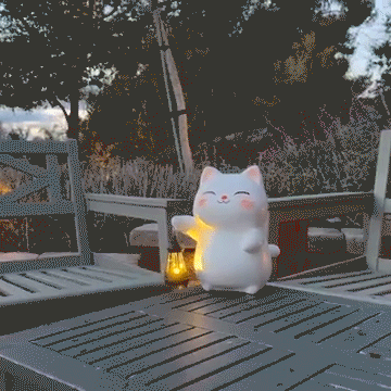 Solar Cat Garden Statue with Lantern