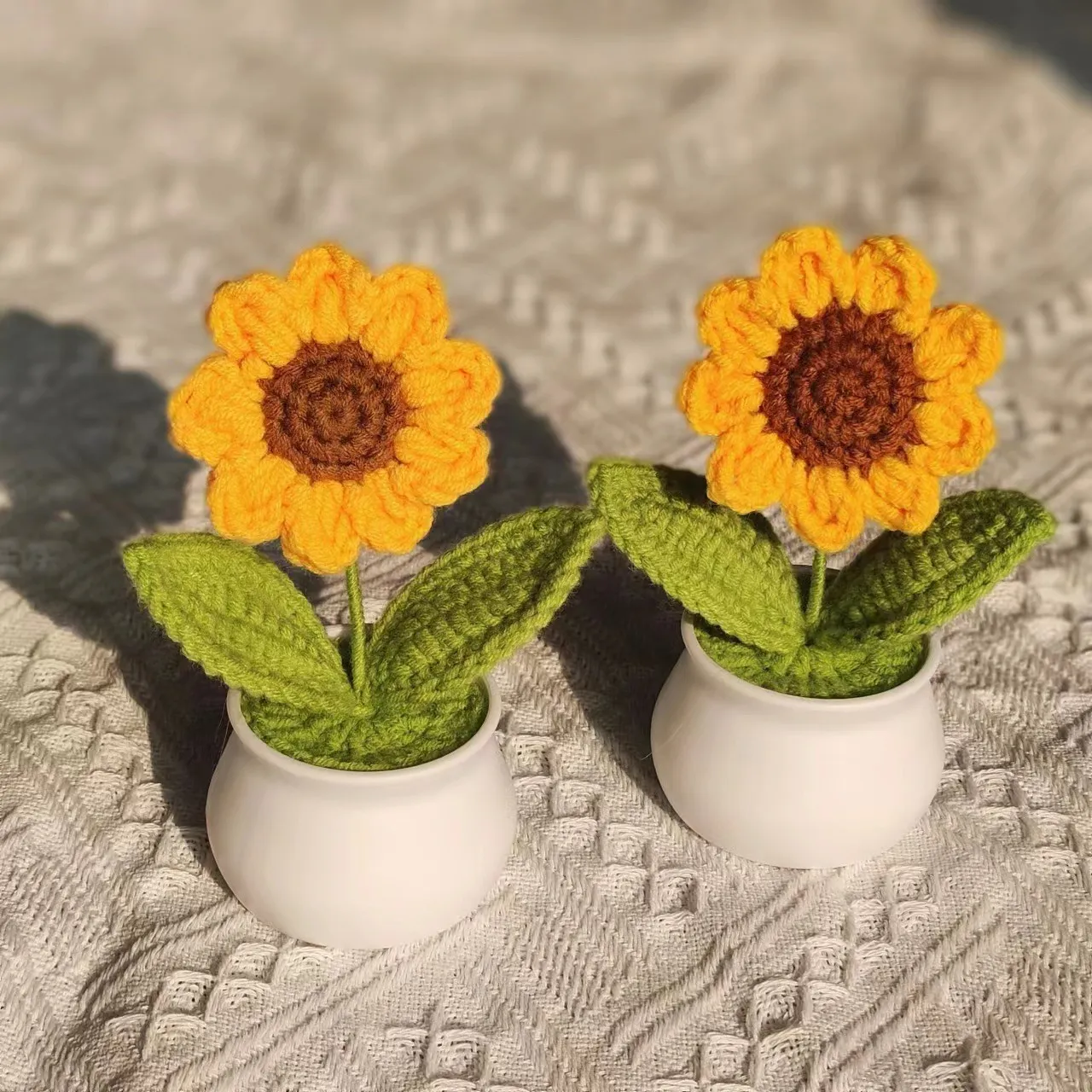 ✨Hand Knitted Mini Potted Plant🌻