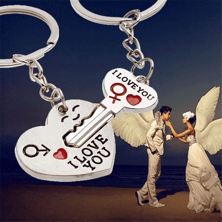 THE COUPLE I LOVE YOU KEYCHAIN
