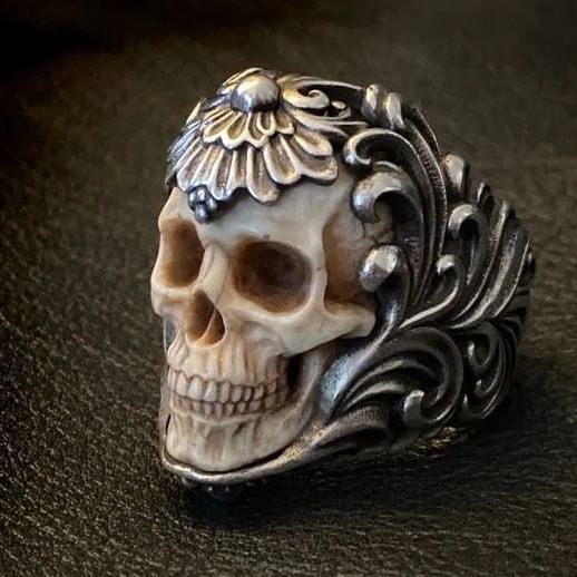 💀Vintage Polish Floral Armor Antler Skull Ring