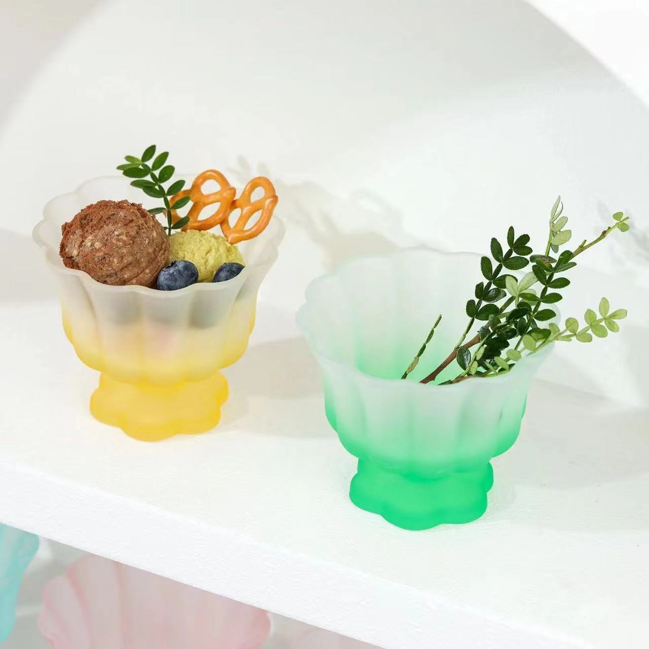 🌸 Blossom Glass Tumbler – Where Elegance Meets Everyday Magic