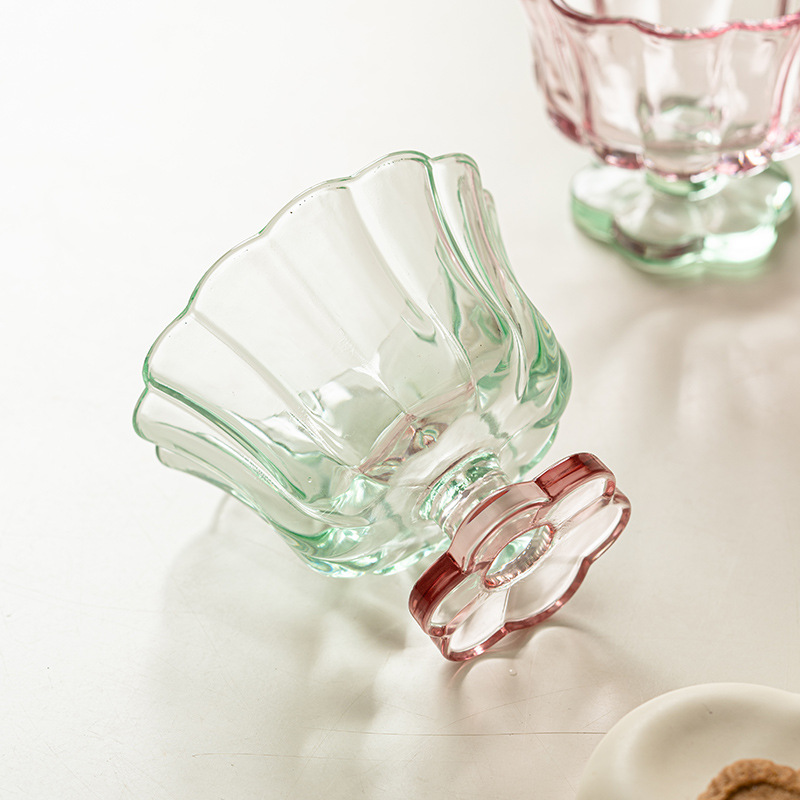 🌸 Blossom Glass Tumbler – Where Elegance Meets Everyday Magic