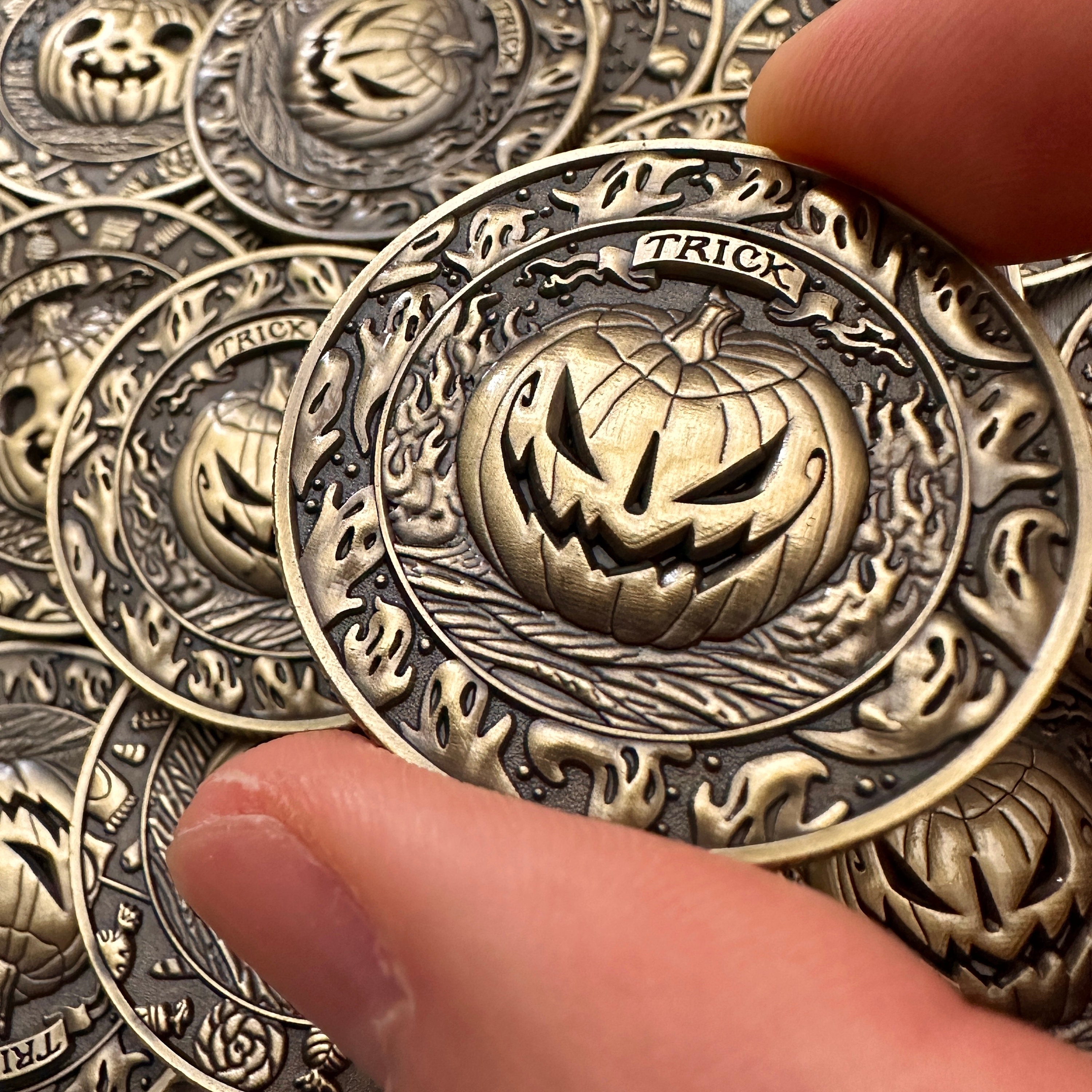 🎃"Trick or Treat" Halloween Decision Coin