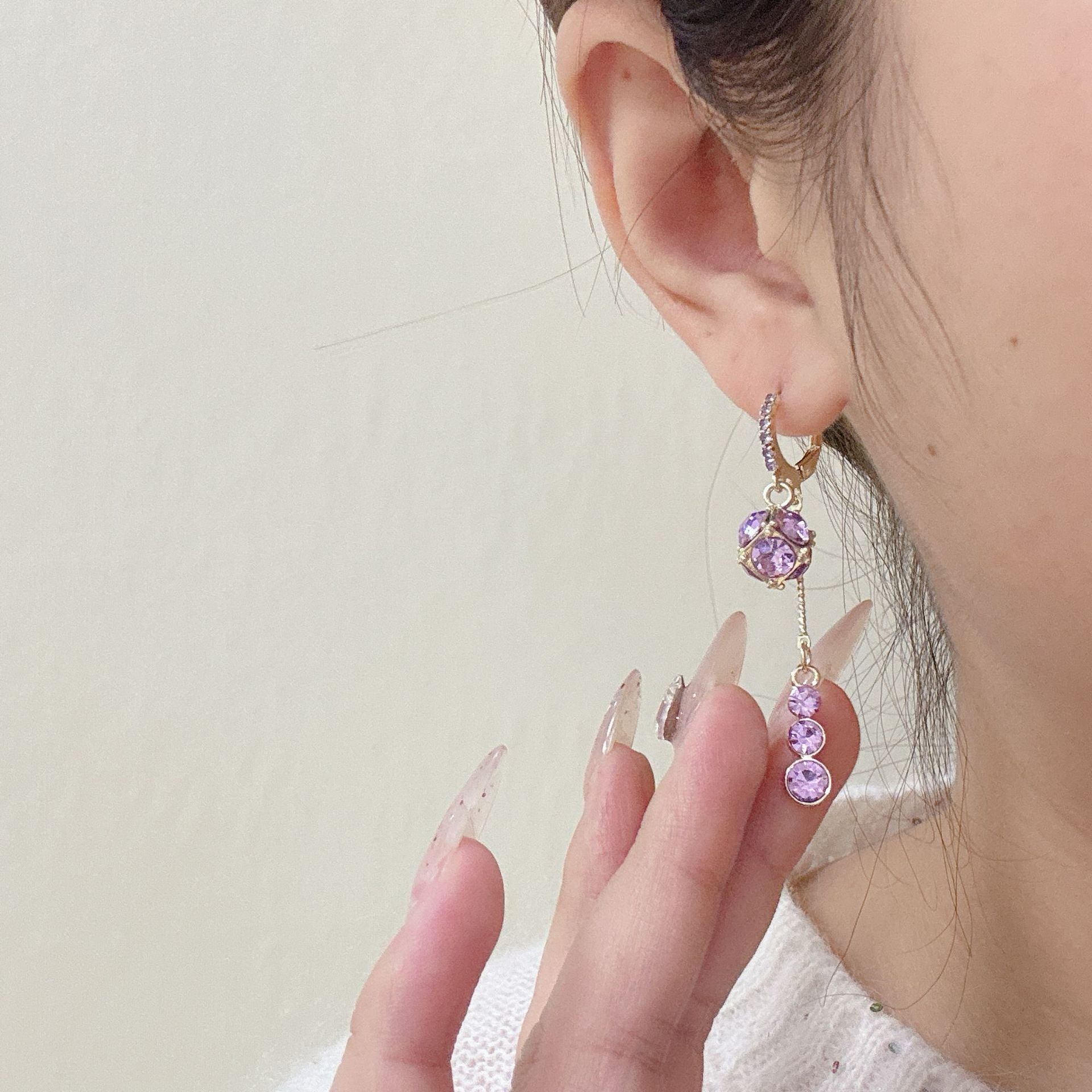  ✨Modern Gorgrous Geometry Earrings - Where Light Meets Motion ✨